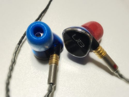 Ultimate ears 900